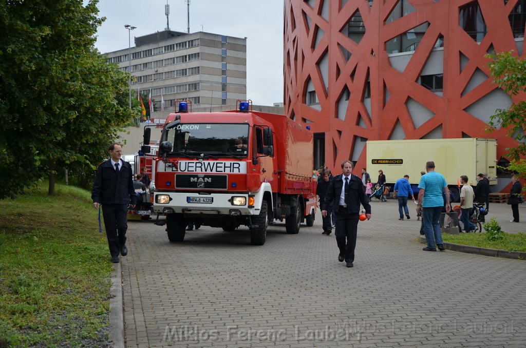 Tag der Offenen Tuer BF Koeln Weidenpesch Scheibenstr P187.JPG